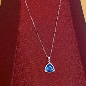 NWOT TEAL FLUORITE wWHITE TOPAZ STERLING NECKLACE